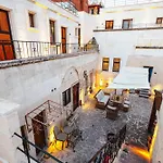 Young Cave Hotel *
