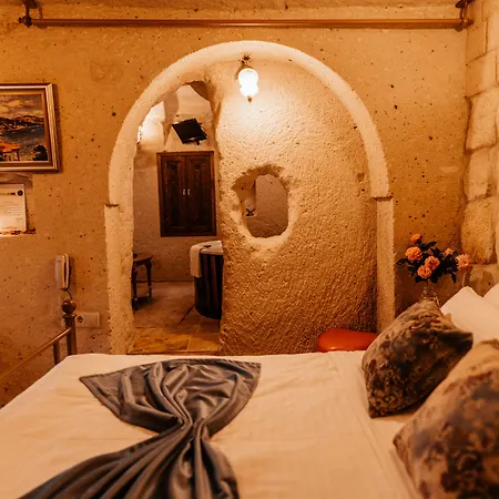 Young Cave Hotel