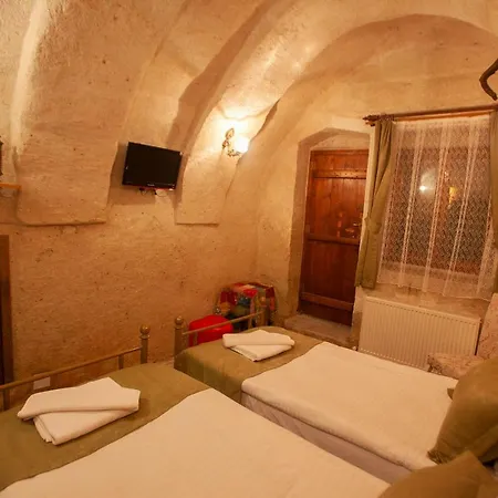 Young Cave Hotel
