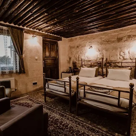 Young Cave Ортахисар