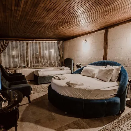 Young Cave Hotel