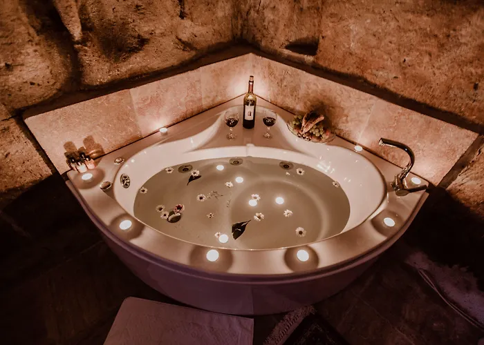 Young Cave * Ortahisar