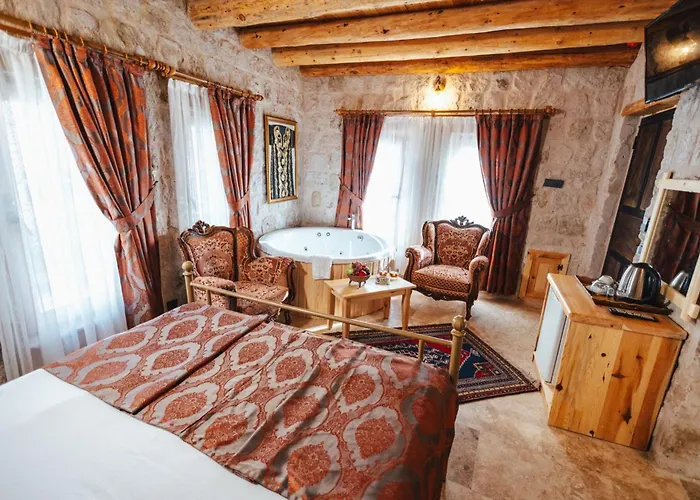 Young Cave * Ortahisar